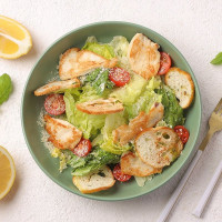 Фирменный Цезарь с курицей